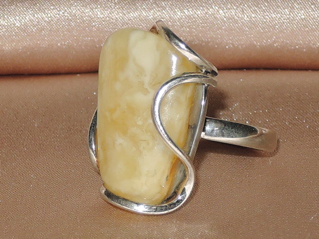 Jantarový prsten JR06JX Jantarový prsten JR06JX