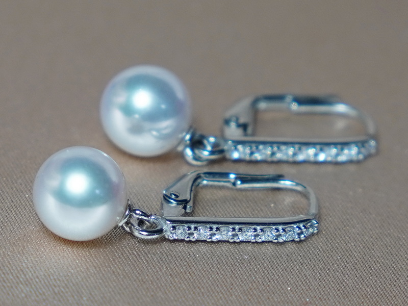 Zlaté perlové náušnice 14K akoya perly AAA BC024WE-A Zlaté perlové náušnice 14K akoya perly AAA BC024WE-A