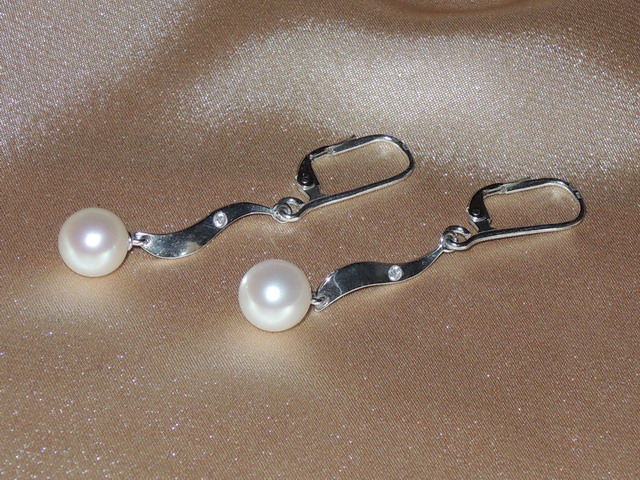 Perlové náušnice BC04SE-W Perlové náušnice BC04SE-W