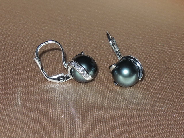 Zlaté náušnice 14K s brilianty a tahitskými perlami AAA BC05WE-T Zlaté náušnice 14K s brilianty a tahitskými perlami AAA BC05WE-T