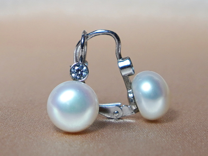 Perlové náušnice DS222SBE-W Perlové náušnice DS222SBE-W