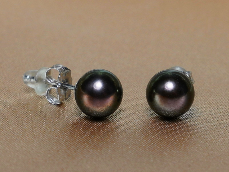 Zlaté náušnice 14K s pravou černou perlou FE585AAAwB Zlaté náušnice 14K s pravou černou perlou FE585AAAwB