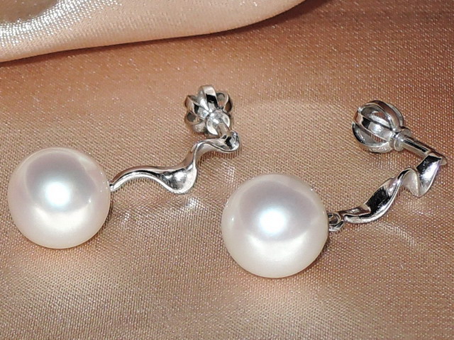 Perlové náušnice RGwEAAAwM Perlové náušnice RGwEAAAwM