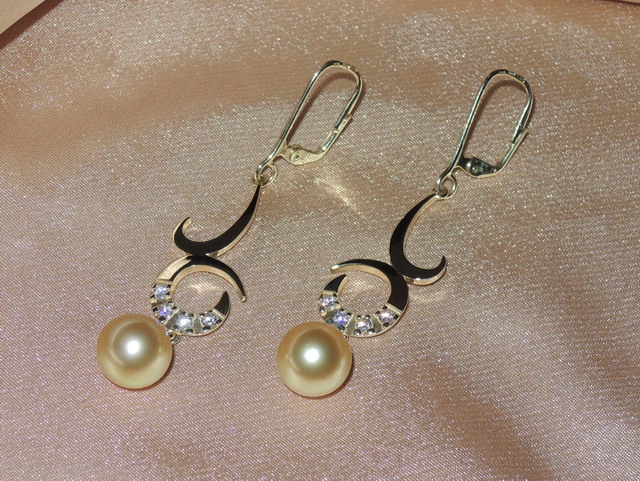 Perlové náušnice BC03YE-G Perlové náušnice BC03YE-G