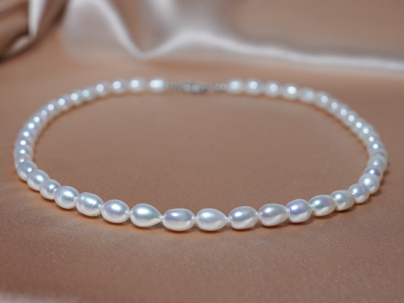 Perlový náhrdelník FPN7080wG Perlový náhrdelník FPN7080wG