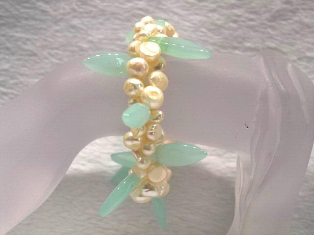 Perlový náramek BR184T Perlový náramek BR184T