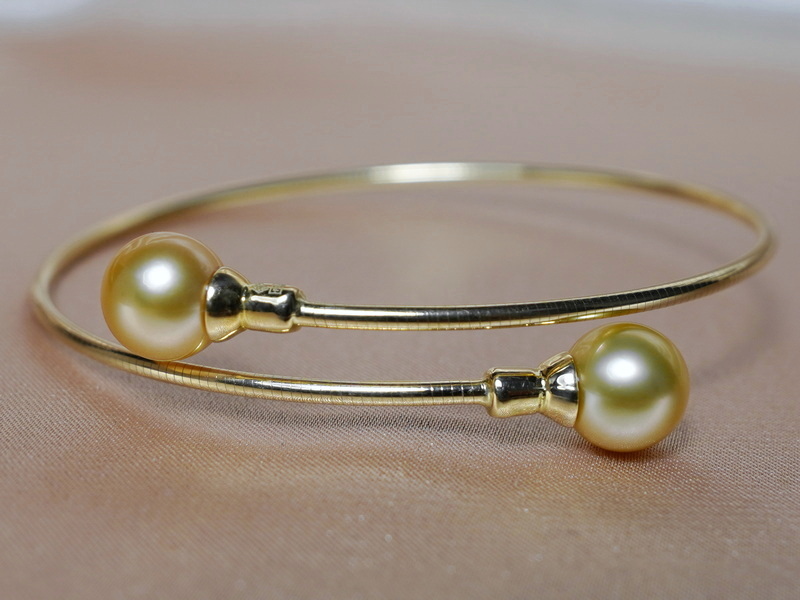 Luxusní zlatý náramek 18K s perlami Jižního Pacifiku GPB100y-B Luxusní zlatý náramek 18K s perlami Jižního Pacifiku GPB100y-B