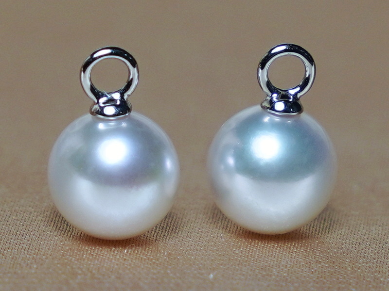 Sladkovodní bílé perly se zlatými očky WW018WE-FW Sladkovodní bílé perly se zlatými očky WW018WE-FW