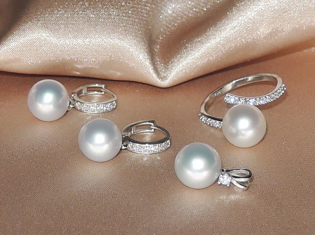 Šperky s perlami BC120WS-W Šperky s perlami BC120WS-W