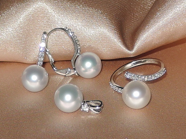 Šperky s perlami BC130WS-W Šperky s perlami BC130WS-W