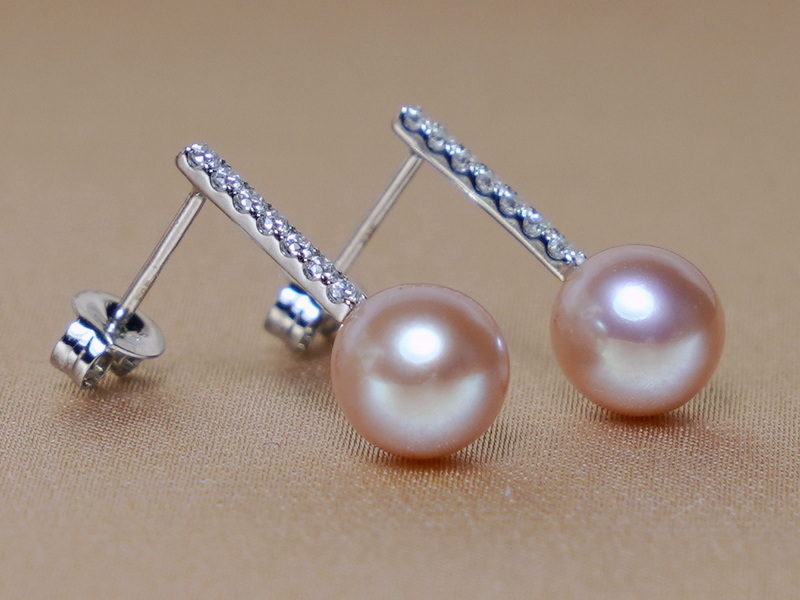 Stříbrné náušnice s perlami WW015SE-FP Stříbrné náušnice s perlami WW015SE-FP