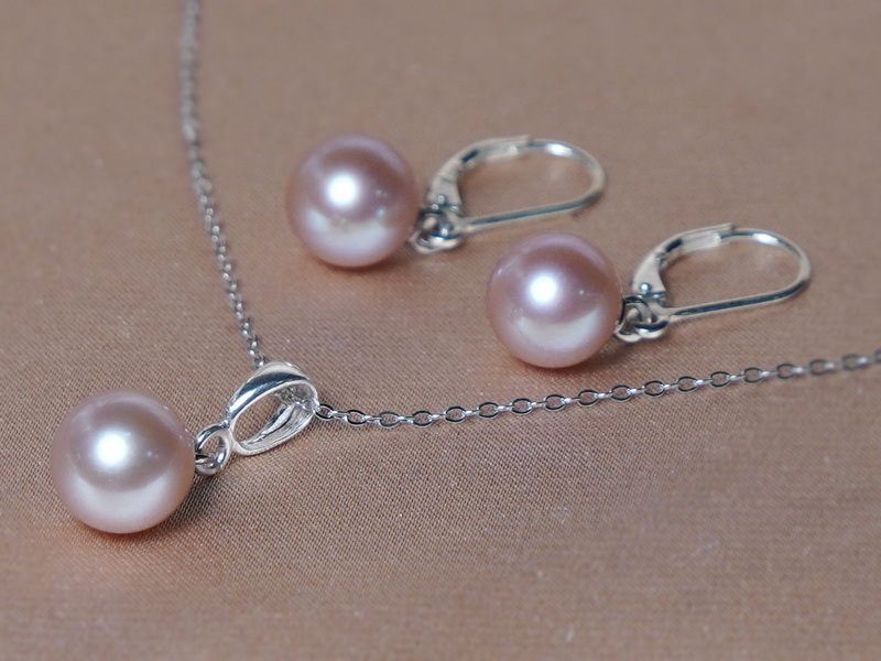 Stříbrné šperky s pravými perlami FPS002lT Stříbrné šperky s pravými perlami FPS002lT