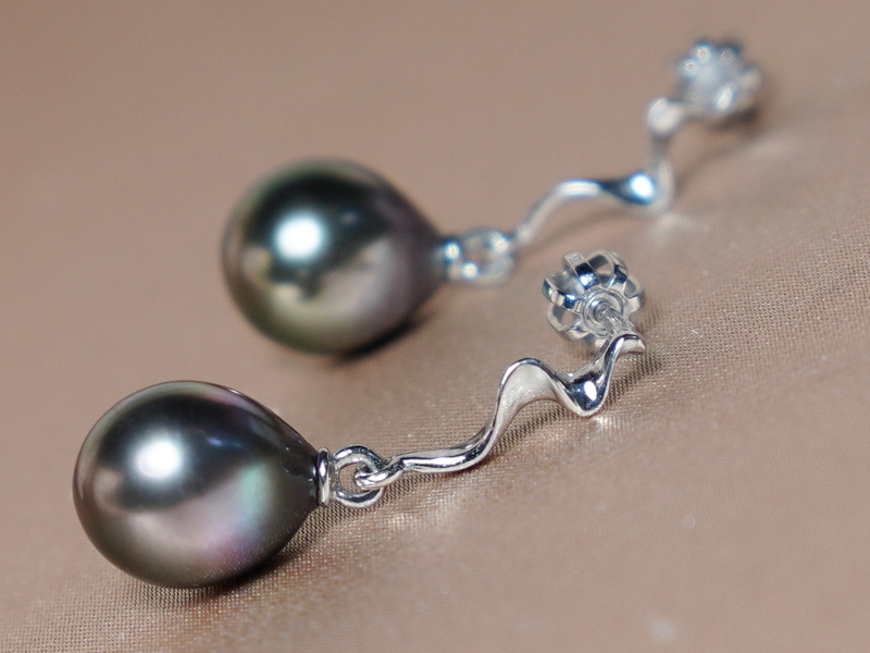 Zlaté náušnice 14K s tahitskými perlami TDwE200ZM Zlaté náušnice 14K s tahitskými perlami TDwE200ZM