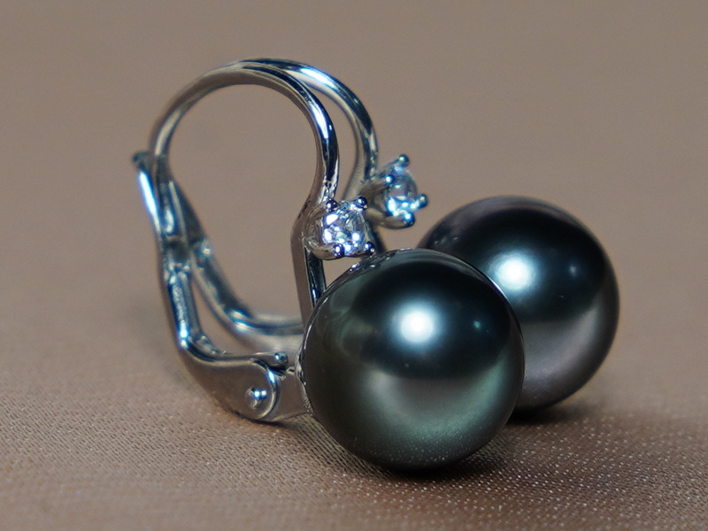 Zlaté náušnice 14K s pravou tahitskou perlou BC022WE-T Zlaté náušnice 14K s pravou tahitskou perlou BC022WE-T