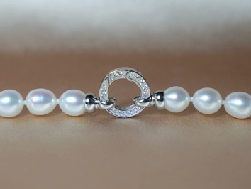 Náhrdelník z pravých oválných sladkovodních perel AAA OSN8590AAAwA