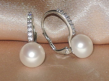 Perlové náušnice BC021WBE-W Perlové náušnice BC021WBE-W