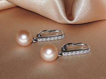 Zlaté perlové náušnice ve 14K zlatě BC024WFE-P Zlaté perlové náušnice ve 14K zlatě BC024WFE-P