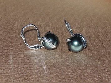 Zlaté náušnice 14K s brilianty a tahitskými perlami AAA BC05WE-T Zlaté náušnice 14K s brilianty a tahitskými perlami AAA BC05WE-T