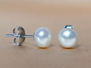 Perlové náušnice pravé bílé říční perly PE0171E Perlové náušnice pravé bílé říční perly PE0171E