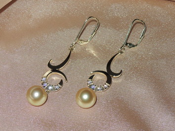 Perlové náušnice BC03YE-G Perlové náušnice BC03YE-G