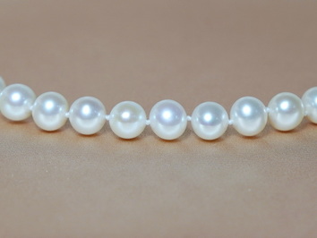 Náhrdelník z říčních perel AA+ 8,5mm NRSN8595AA+wA Náhrdelník z říčních perel AA+ 8,5mm NRSN8595AA+wA