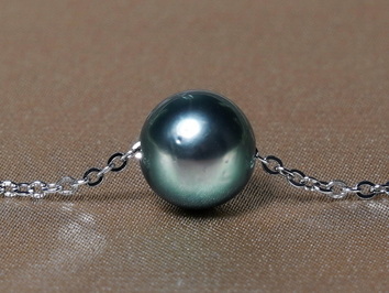 Stříbrný náhrdelník s pravou tahitskou perlou TPN777AA+ Stříbrný náhrdelník s pravou tahitskou perlou TPN777AA+