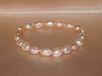 Perlový náramek BB7080pG  Perlový náramek BB7080pG