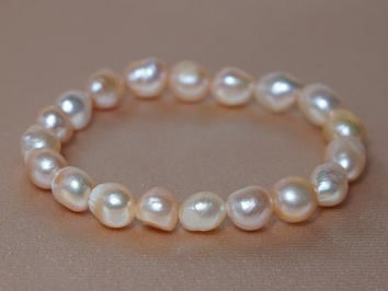 Perlový náramek BB7080pG Perlový náramek BB7080pG