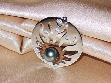 Přívěsek s perlou BC01WP-T Přívěsek s perlou BC01WP-T