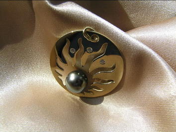 Přívěsek s perlou BC01YP-T Přívěsek s perlou BC01YP-T