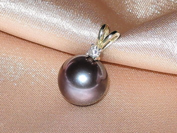 Přívěsek s perlou BC025YFP-B