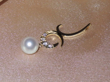 Přívěsek s perlou BC03YP-W Přívěsek s perlou BC03YP-W