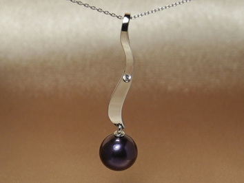 Přívěsek s perlou BC04SP-B Přívěsek s perlou BC04SP-B