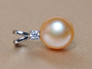 Přívěsek s perlou BC026SBP-P Přívěsek s perlou BC026SBP-P