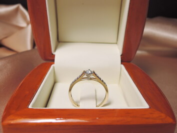 Prsten s diamantmi MC3306RJ Prsten s diamantmi MC3306RJ