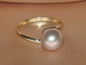 Prsten s perlou BC028YFR-L Prsten s perlou BC028YFR-L