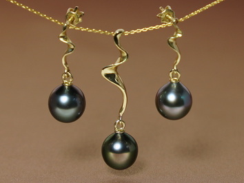 Set šperků 14K s tahitskými perlami TDySET200ZM Set šperků 14K s tahitskými perlami TDySET200ZM