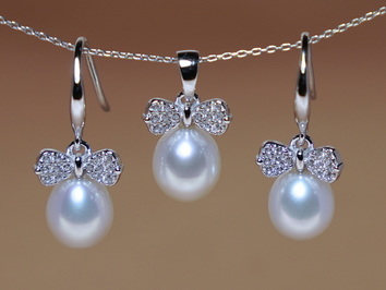 Set šperků se zirkony a pravými perlami PS2312SH Set šperků se zirkony a pravými perlami PS2312SH