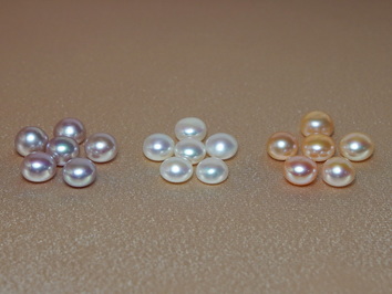 Sladkovodní perly polokulaté polovrtané BLPBAA+Z Sladkovodní perly polokulaté polovrtané BLPBAA+Z