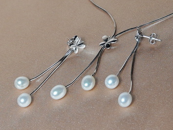 Stříbrný set šperků s pravými perlami PS222B Stříbrný set šperků s pravými perlami PS222B