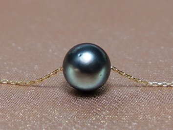 Tahitská perla na zlatém řetízku TPN777AA+yG Tahitská perla na zlatém řetízku TPN777AA+yG