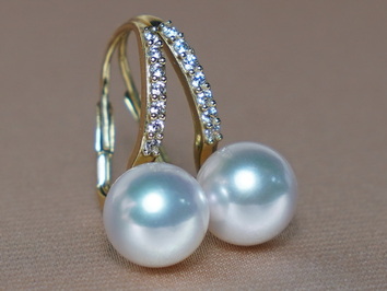 Zlaté náušnice 14K s perlami Jižního Pacifiku BC021YE-W