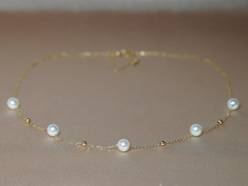 Zlatý náhrdelník 18K s pravými sladkovodními perlami PN888SP