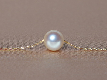 Zlatý náhrdelník s mořskou perlou APP300B Zlatý náhrdelník s mořskou perlou APP300B