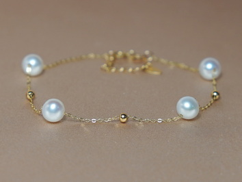 Zlatý náramek 18K s pravými sladkovodními perlami PB824SP