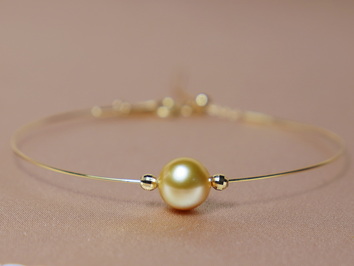 Zlatý náramek s perlou -  skladem na konci listopadu WW07YB-G Zlatý náramek s perlou -  skladem na konci listopadu WW07YB-G