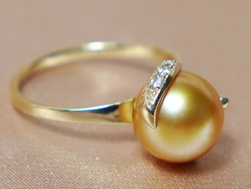 Zlatý prsten s perlou jižního pacifiku BC05YR-G Zlatý prsten s perlou jižního pacifiku BC05YR-G