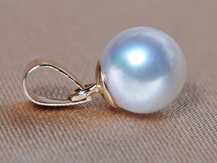 Přívěsek s perlou v akci