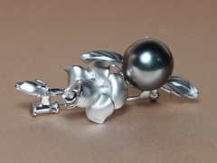 Brošňa s pravou tahitskou perlou BR013BR.2.JPG BR013BR