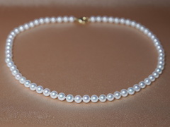 Náhrdelník sněhobílé perly 6mm AAA RSN6065AAAwD Náhrdelník snehobiele perly 6-6,5 mm RSN6065AAAwD.JPG RSN6065AAAwD